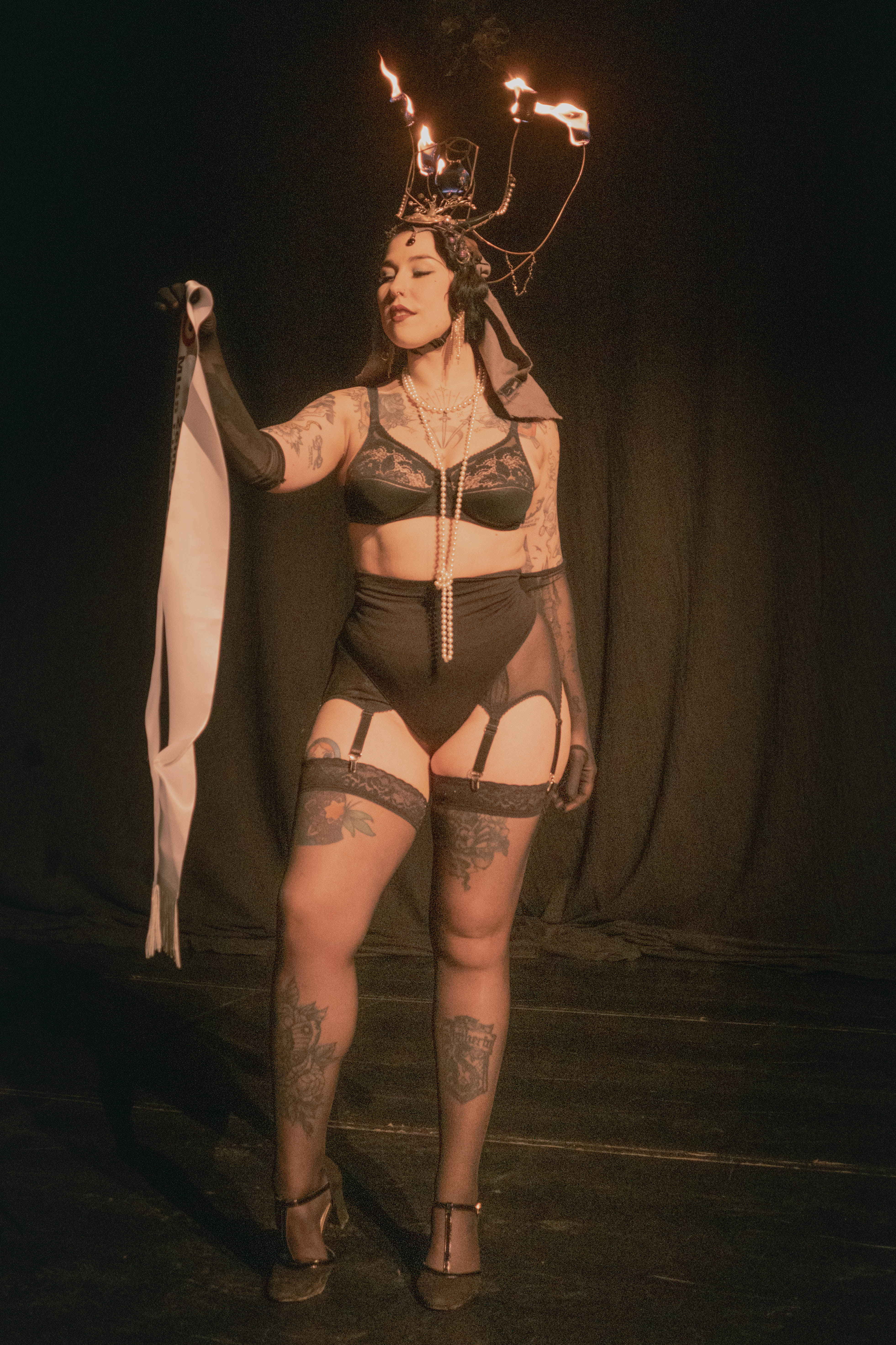 Polly Voodoo Velvet Freakshow — 23