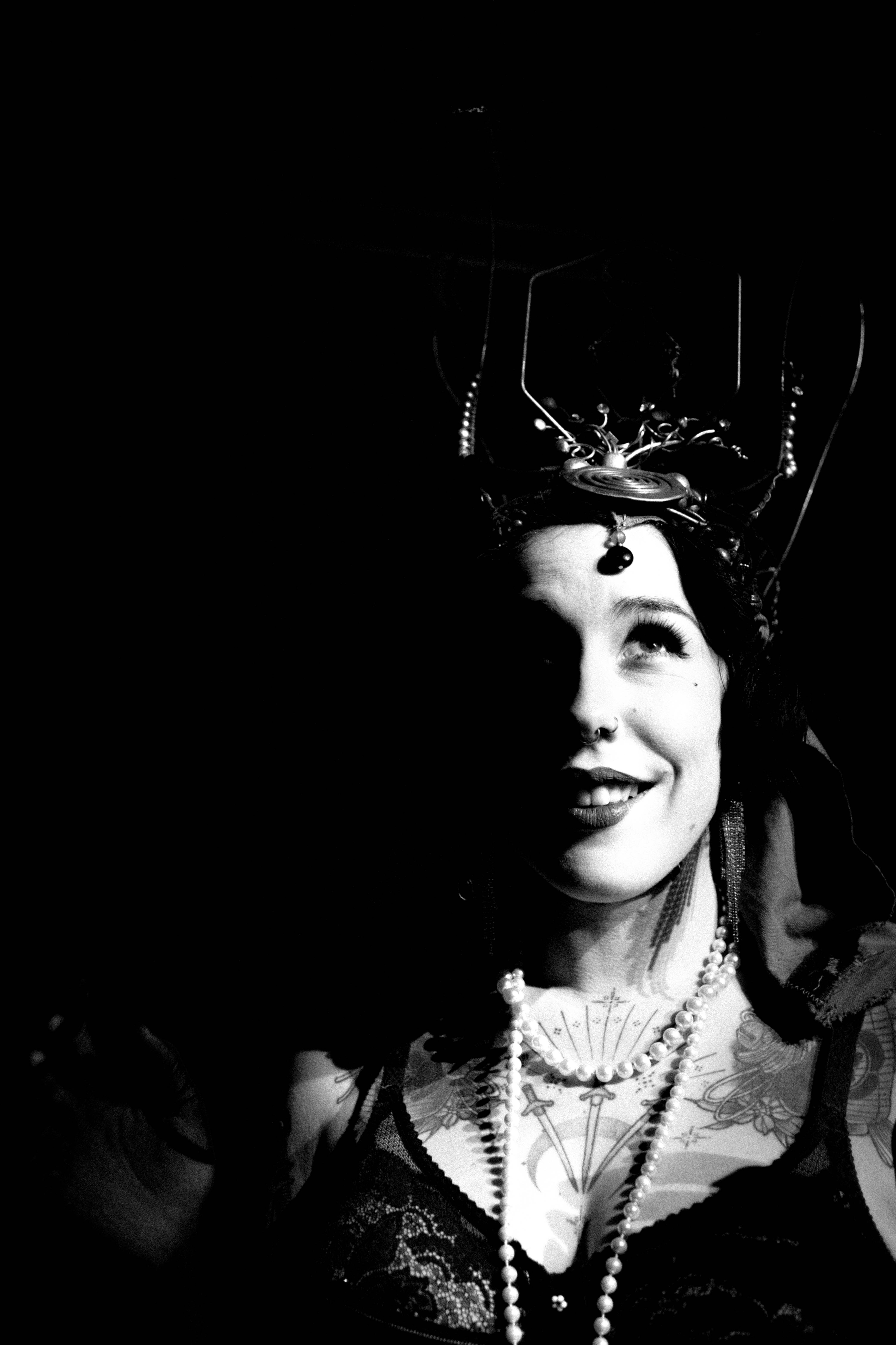 Polly Voodoo Velvet Freakshow — 40